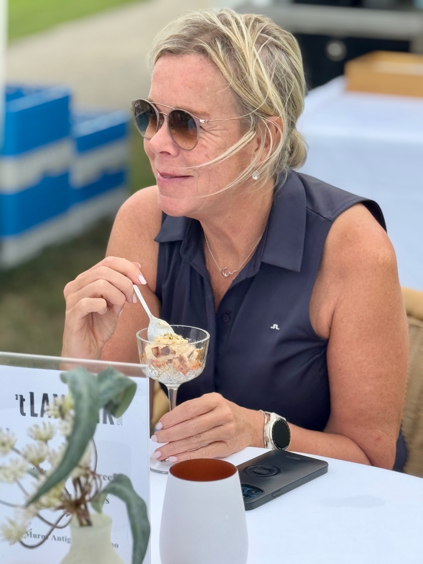 Deelnemer geniet van een gerecht van 't Lansink